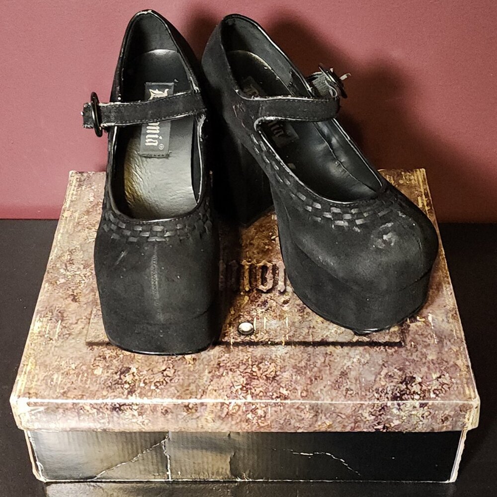 Vintage Demonia Platform Heels - Size 7